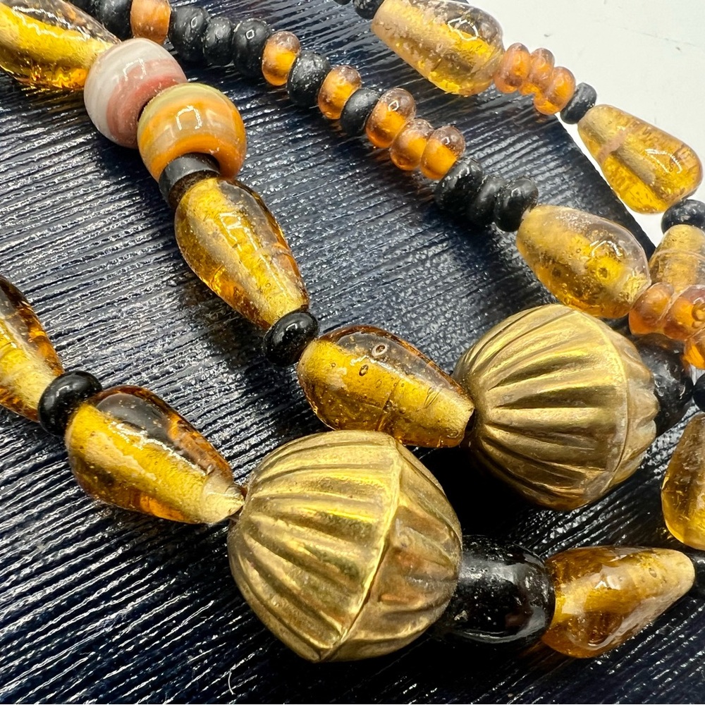 Vintage carved boho tribal necklace 24” India beaded - Picture 2 of 9